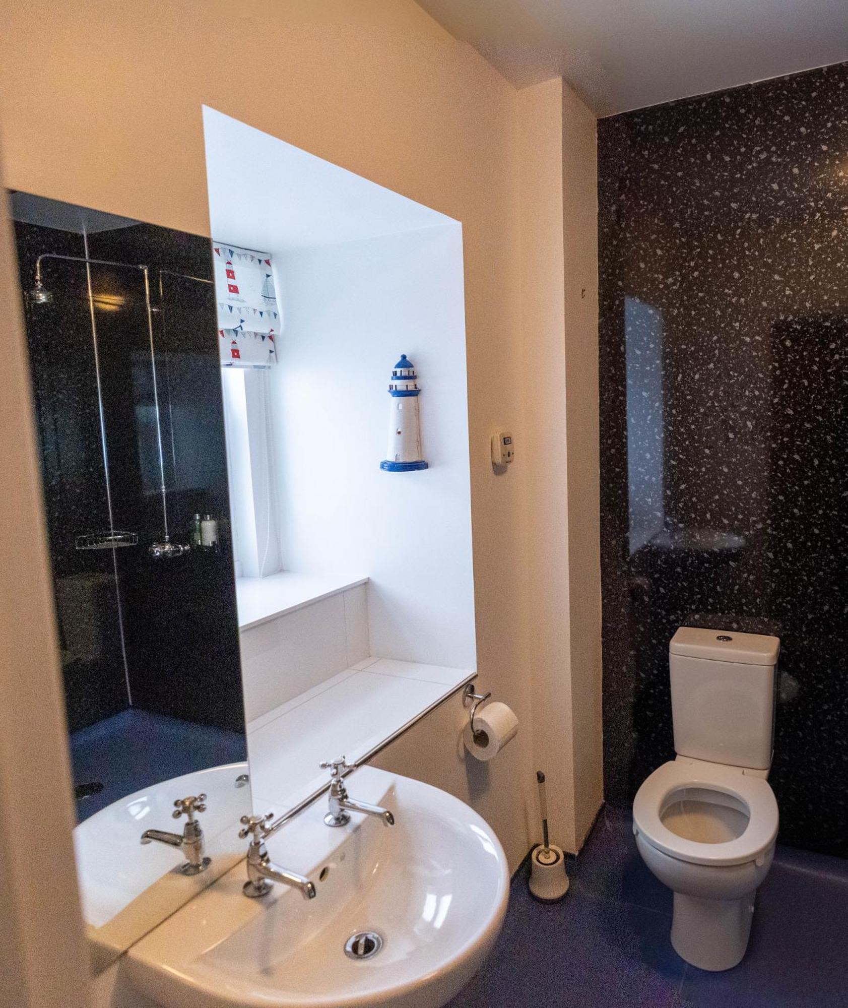 Marine Rooms Thurso Esterno foto