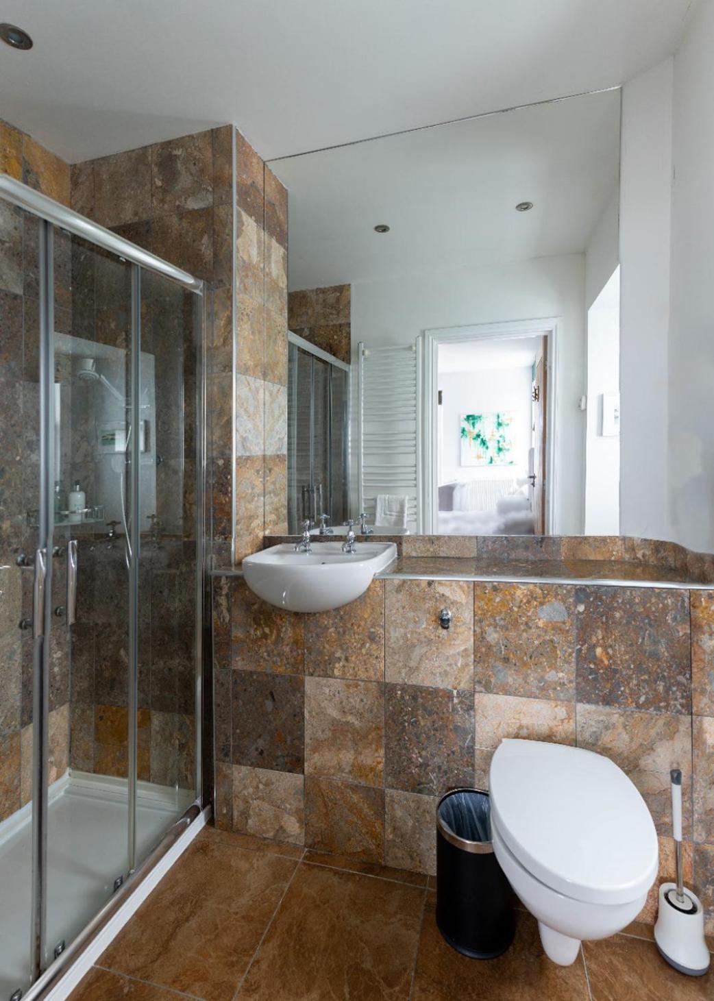 Marine Rooms Thurso Esterno foto
